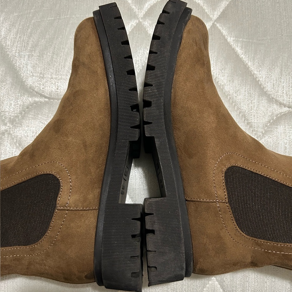Womens Chunky Chelsea Brown Boots - Picture 4 of 11